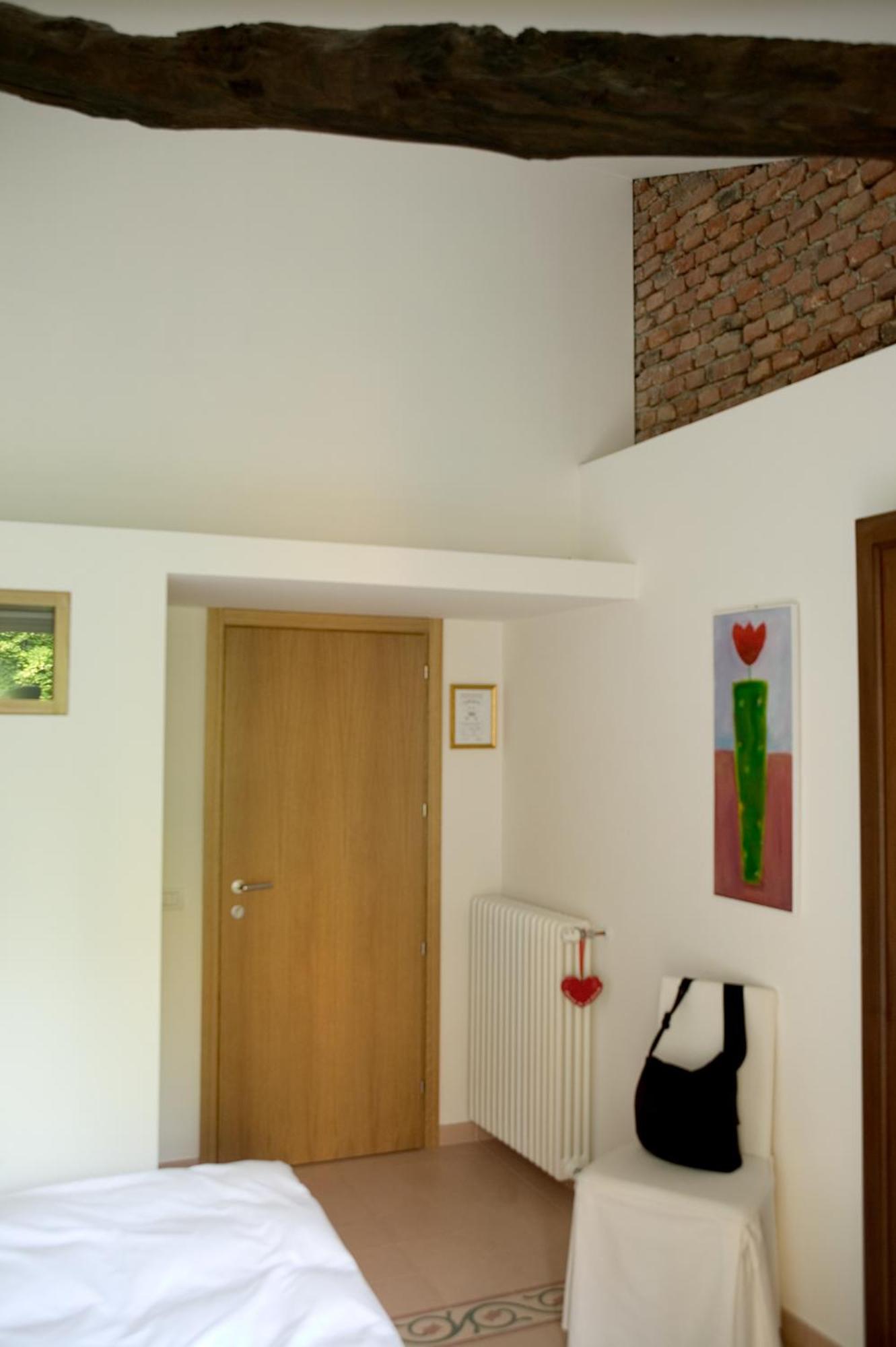 Albergo Milano Варенна Номер фото